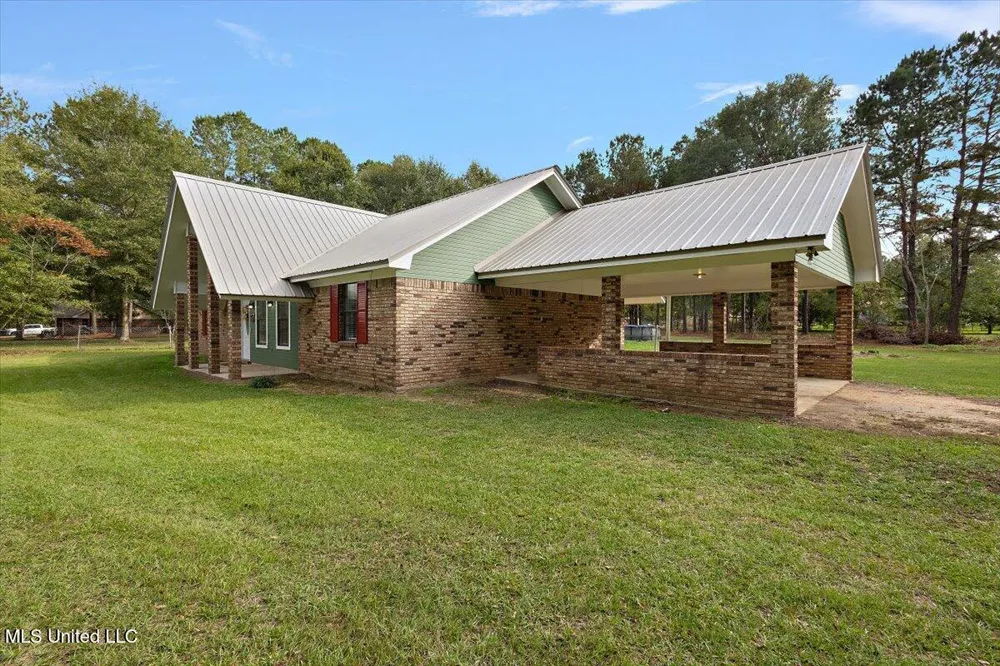 147 Wolverton Drive Magee, MS 39111