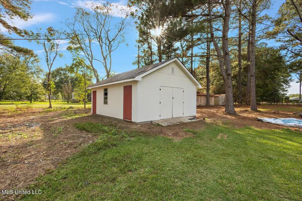 147 Wolverton Drive Magee, MS 39111