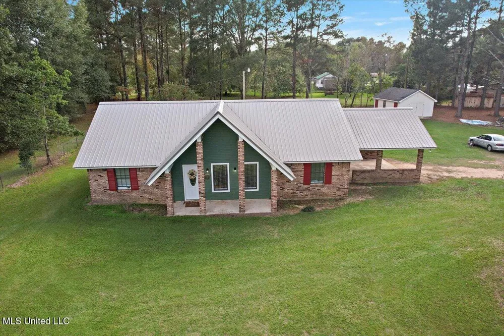 147 Wolverton Drive Magee, MS 39111