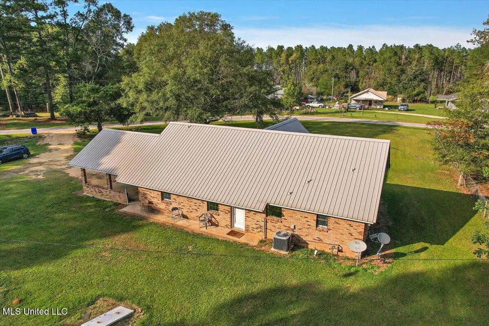 147 Wolverton Drive Magee, MS 39111