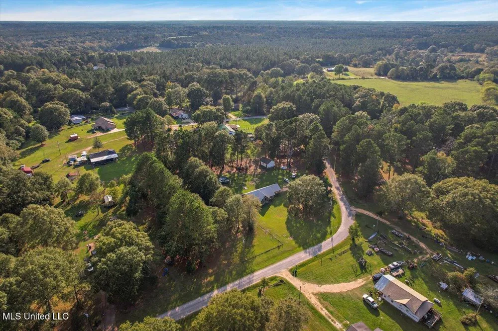 147 Wolverton Drive Magee, MS 39111