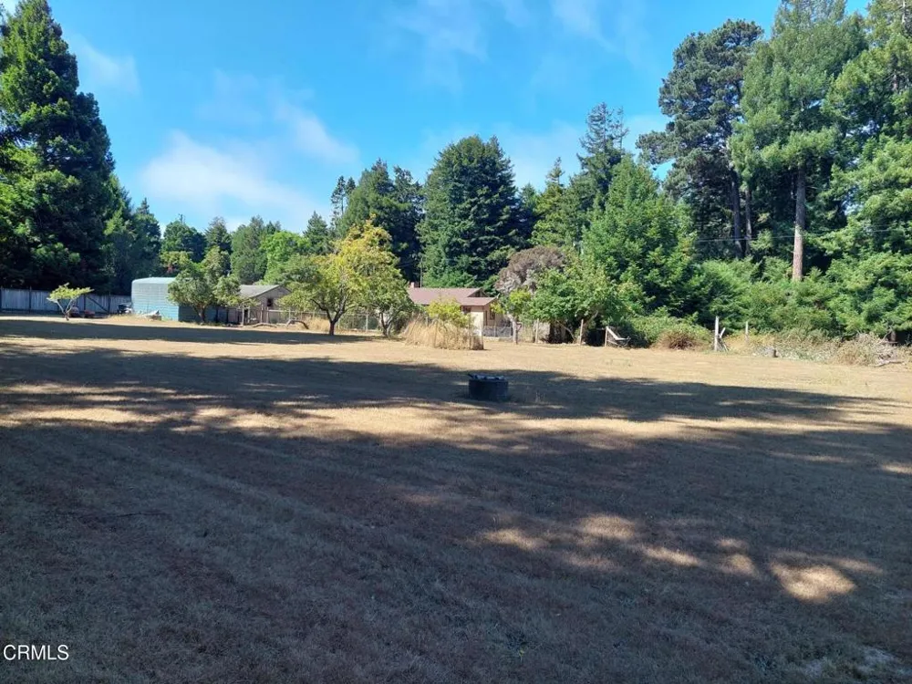 20301 Lyta Way Fort Bragg, CA 95437