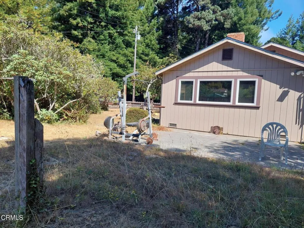 20301 Lyta Way Fort Bragg, CA 95437