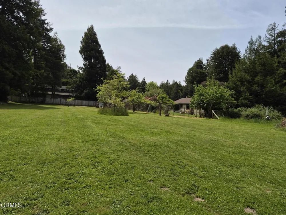 20301 Lyta Way Fort Bragg, CA 95437