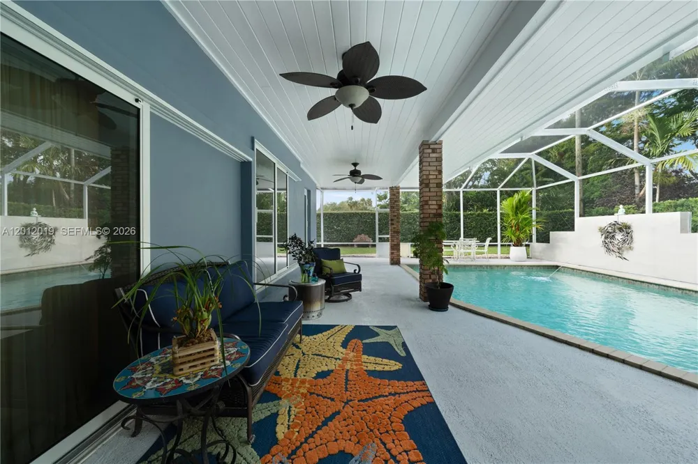13401 SW 74th Ave Pinecrest, FL 33156