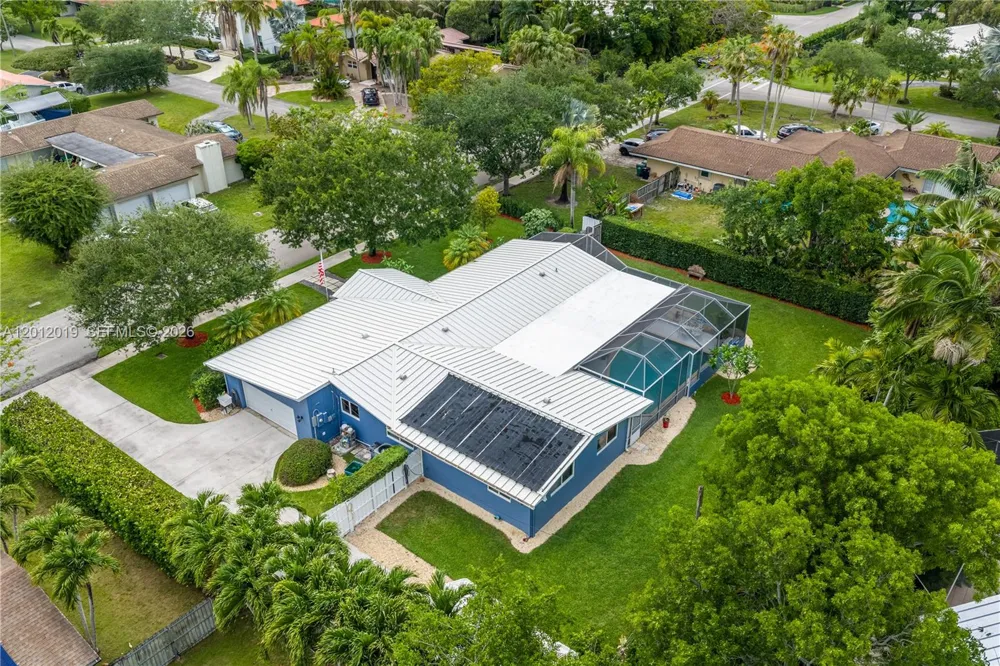 13401 SW 74th Ave Pinecrest, FL 33156