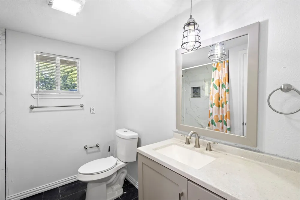 215 E 3rd Street Ferris, TX 75125