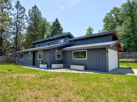 45744 Oakview