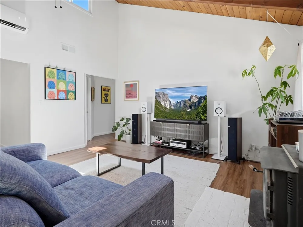 45744 Oakview Oakhurst, CA 93644