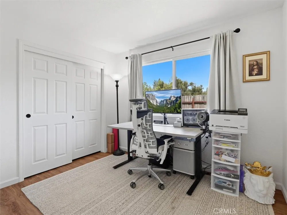 45744 Oakview Oakhurst, CA 93644