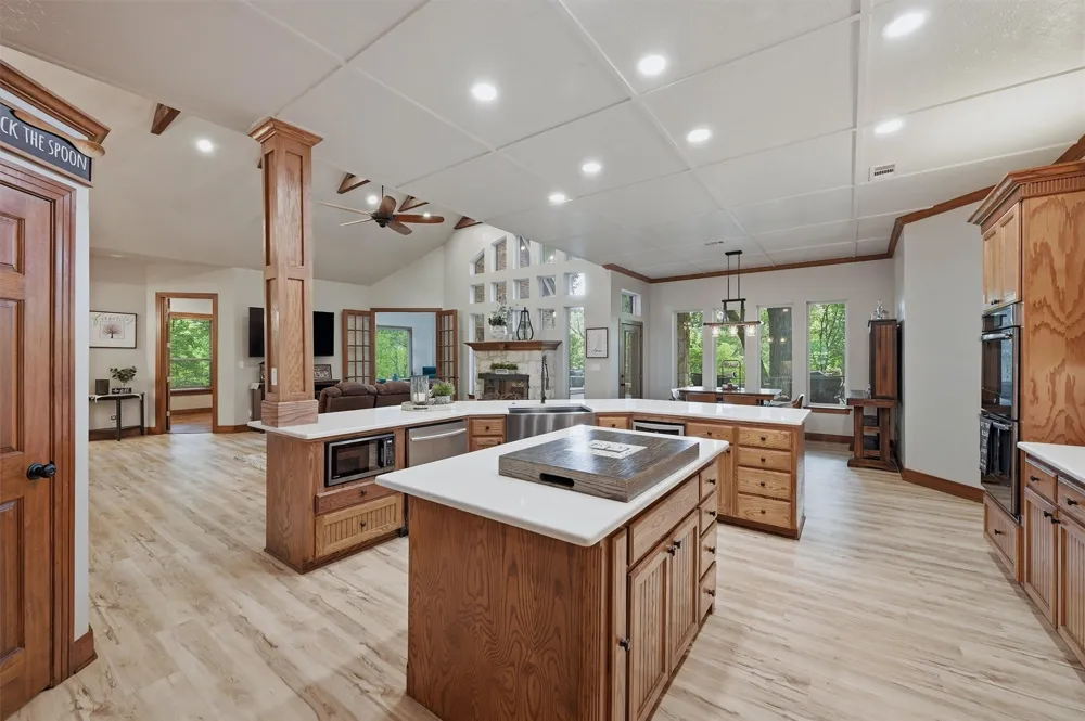 31 Forest Hills Circle Gunter, TX 75058
