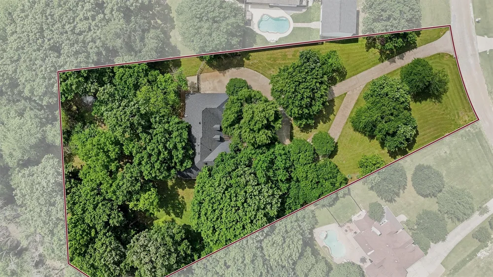 31 Forest Hills Circle Gunter, TX 75058