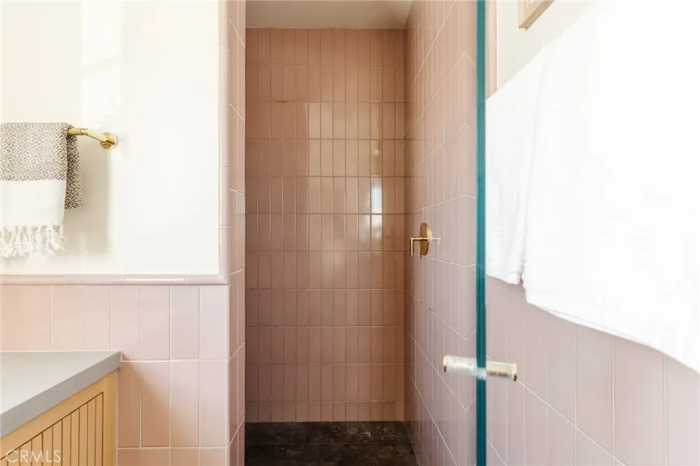 429 20th Street Manhattan Beach, CA 90266
