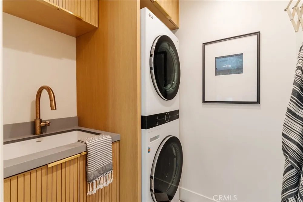 429 20th Street Manhattan Beach, CA 90266