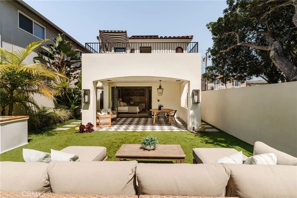 429 20th Street Manhattan Beach, CA 90266