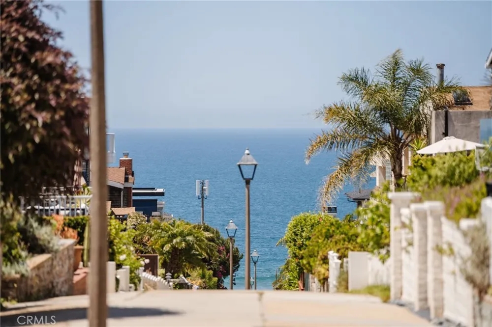429 20th Street Manhattan Beach, CA 90266