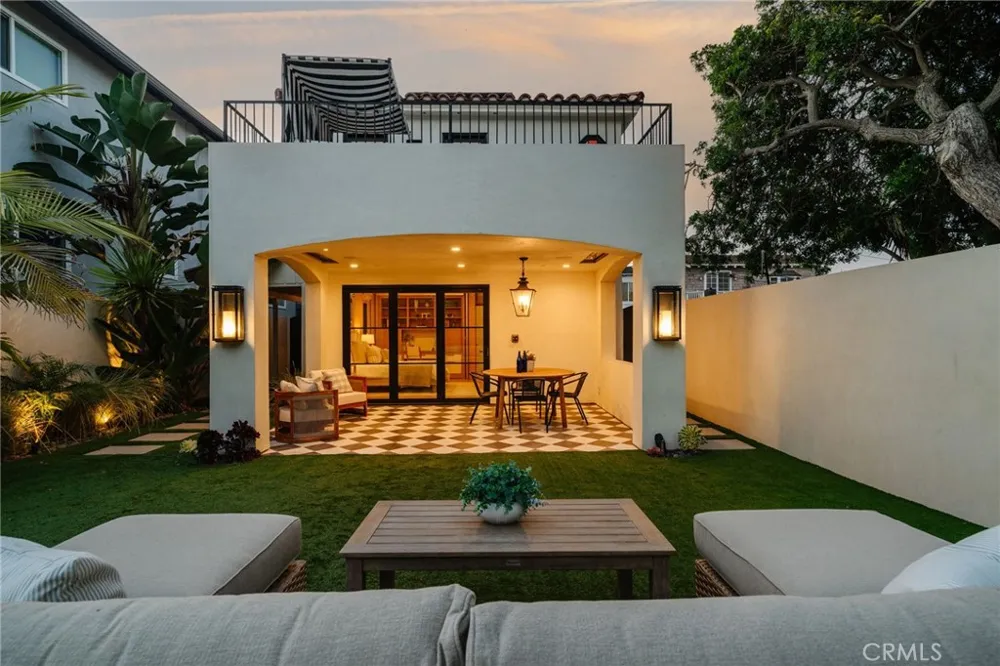 429 20th Street Manhattan Beach, CA 90266