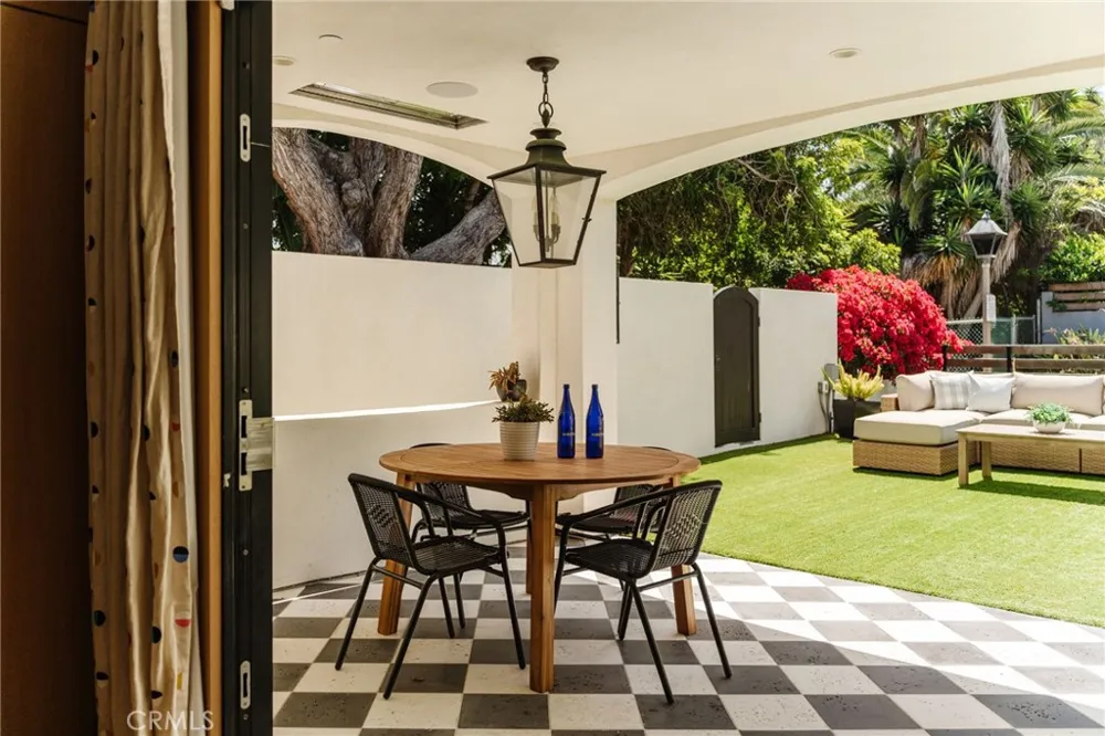 429 20th Street Manhattan Beach, CA 90266