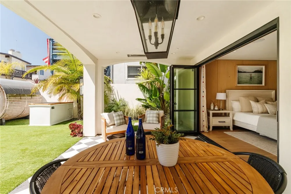 429 20th Street Manhattan Beach, CA 90266