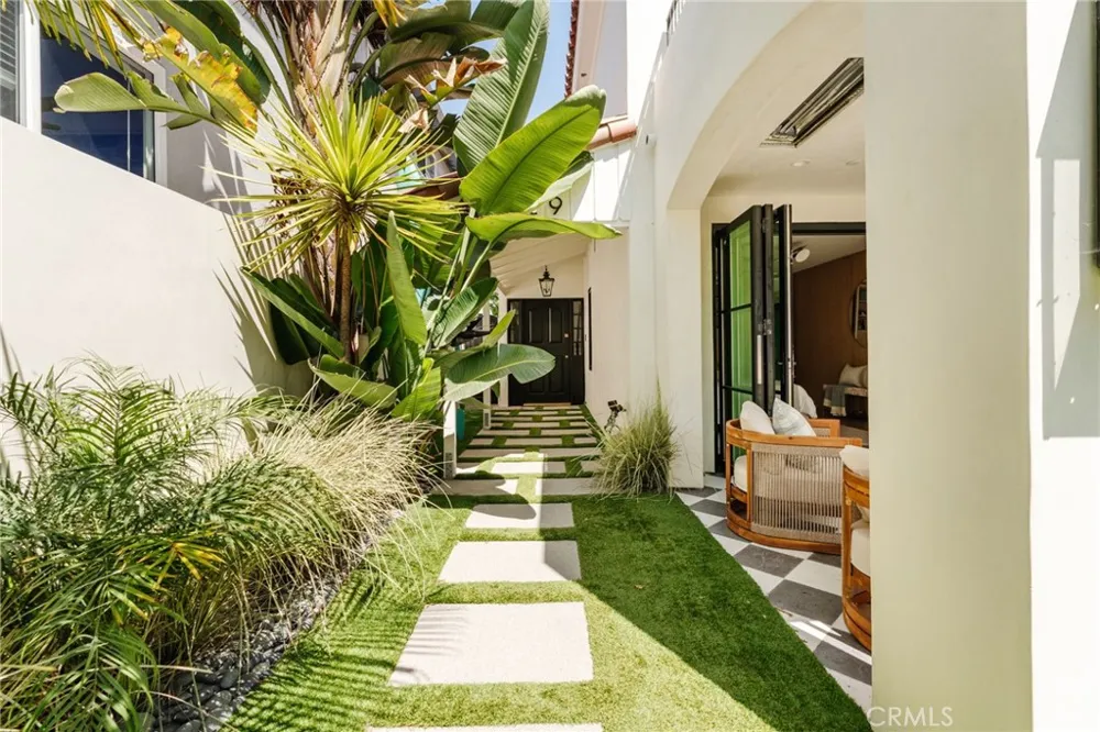 429 20th Street Manhattan Beach, CA 90266