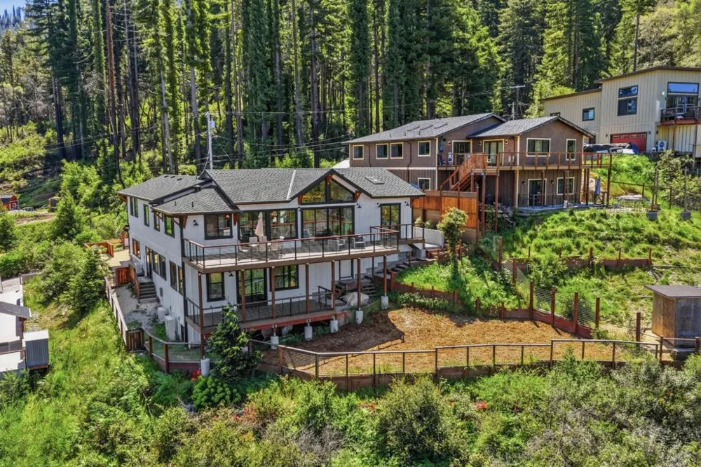 230 Fern Rock Way Boulder Creek, CA 95006