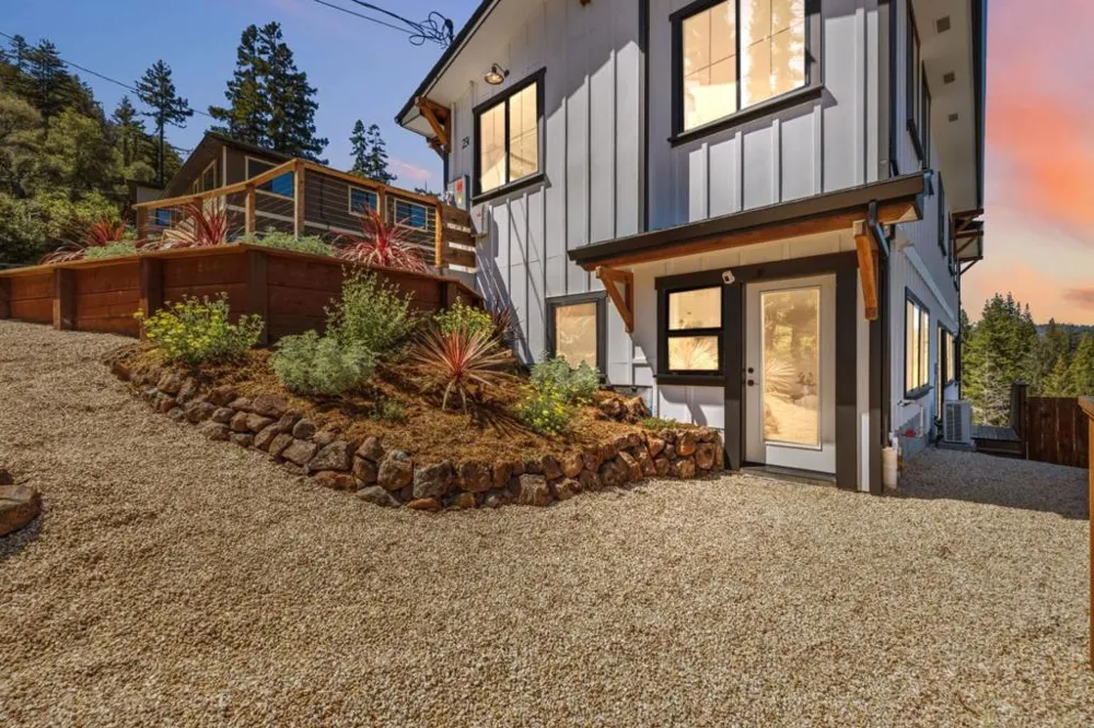 230 Fern Rock Way Boulder Creek, CA 95006