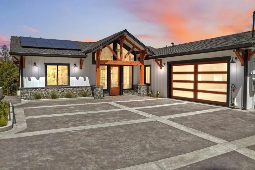 230 Fern Rock Way Boulder Creek, CA 95006
