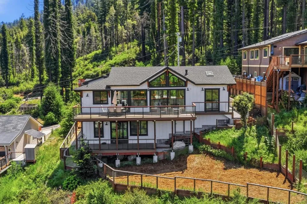 230 Fern Rock Way Boulder Creek, CA 95006