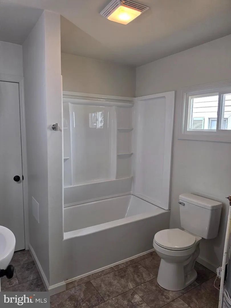 32 E ROBERTS STREET Cumberland, MD 21502
