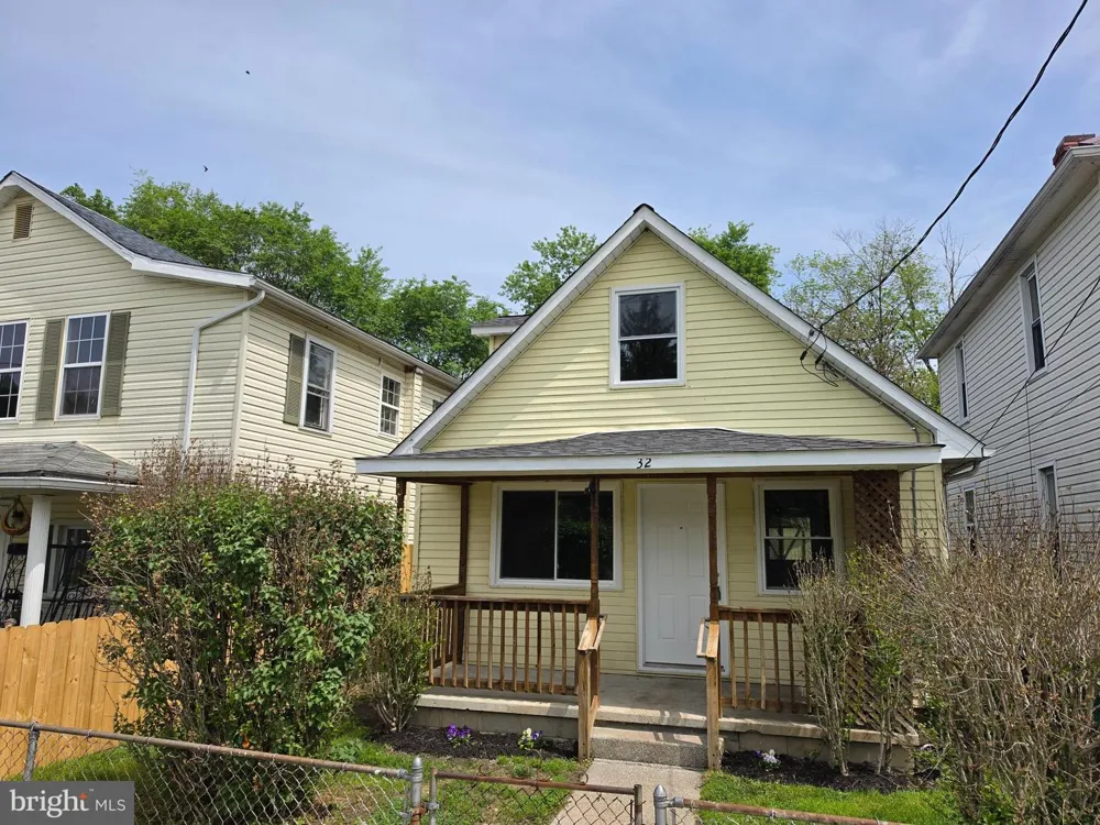 32 E ROBERTS STREET Cumberland, MD 21502