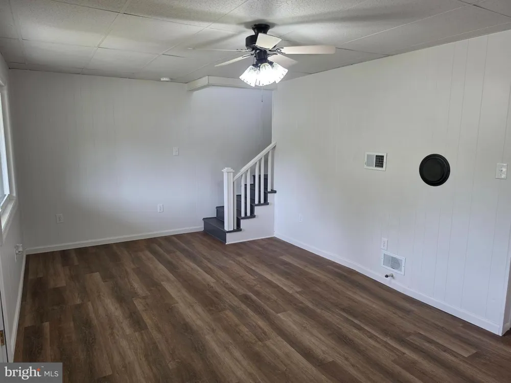 32 E ROBERTS STREET Cumberland, MD 21502
