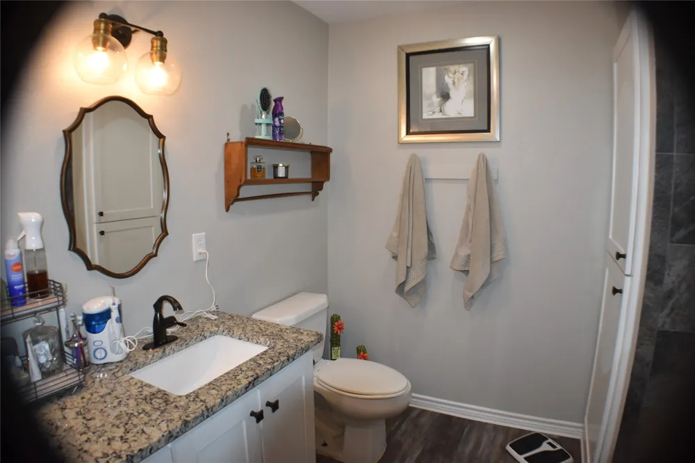 134 County Road 2749 Mineola, TX 75773