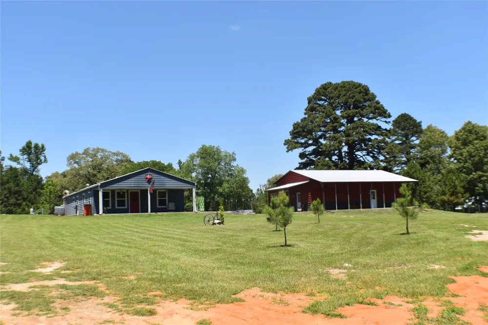 134 County Road 2749 Mineola, TX 75773