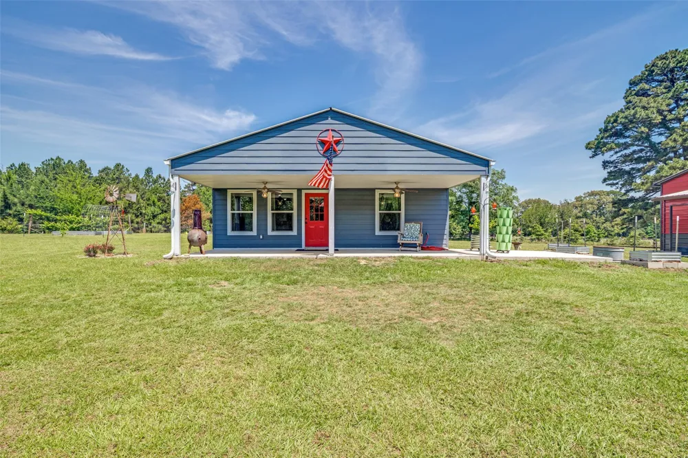 134 County Road 2749 Mineola, TX 75773
