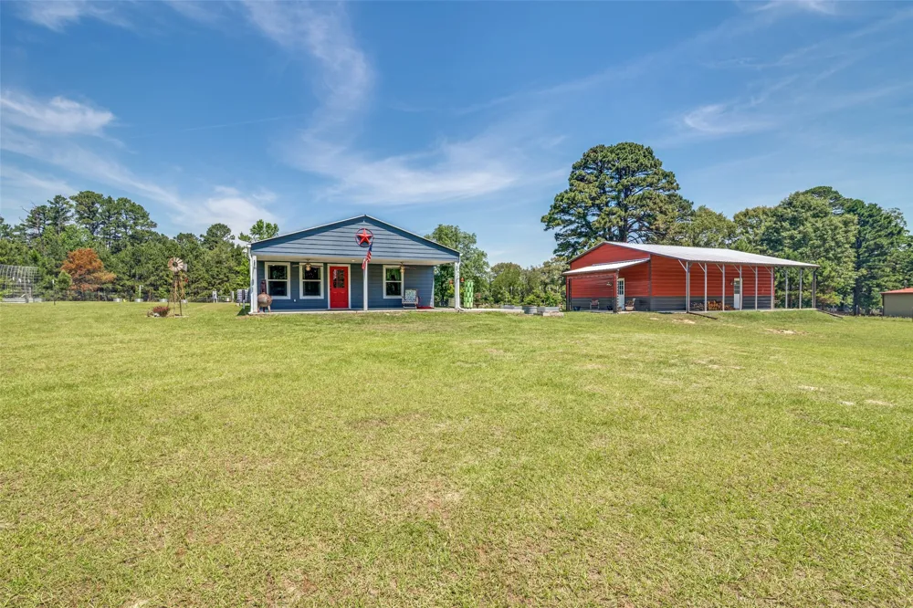 134 County Road 2749 Mineola, TX 75773