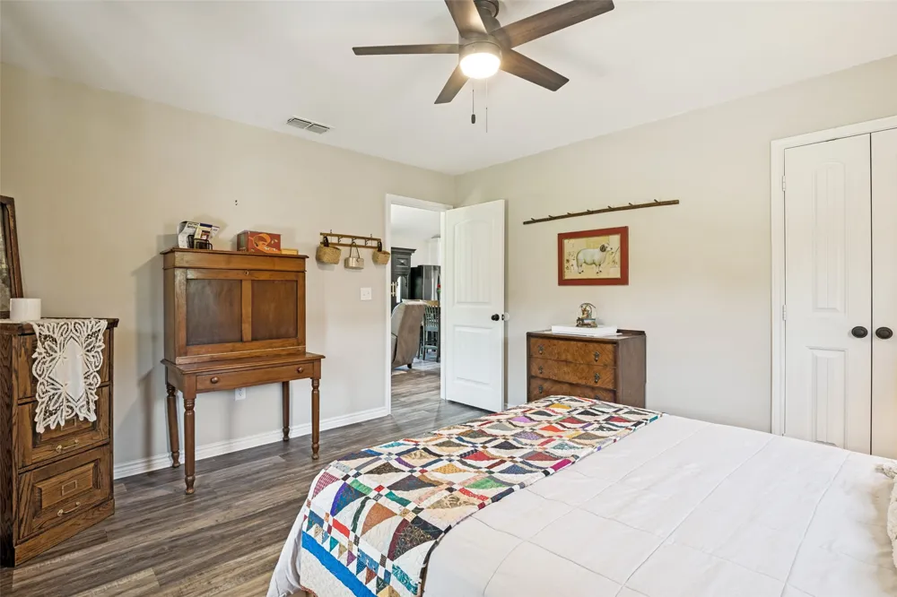 134 County Road 2749 Mineola, TX 75773