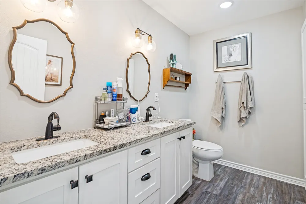 134 County Road 2749 Mineola, TX 75773