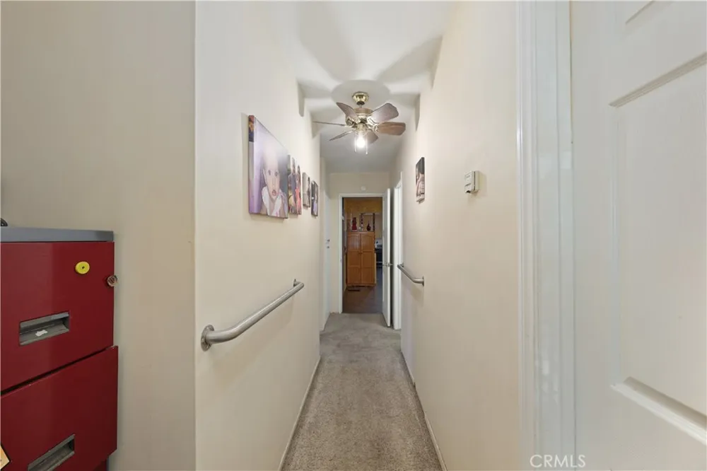 9016 Los Angeles Street Bellflower, CA 90706
