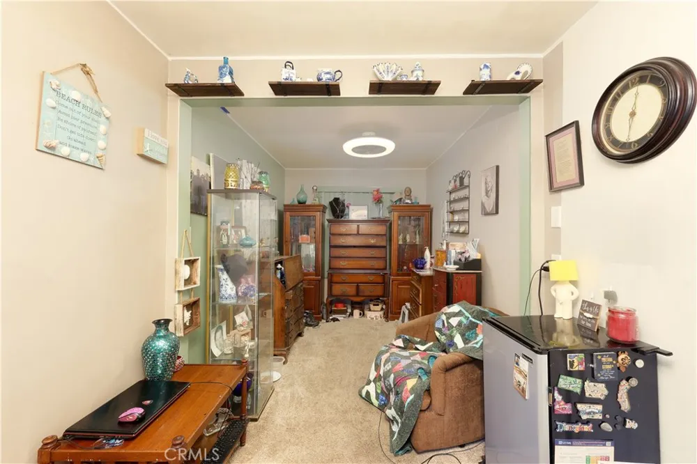 9016 Los Angeles Street Bellflower, CA 90706