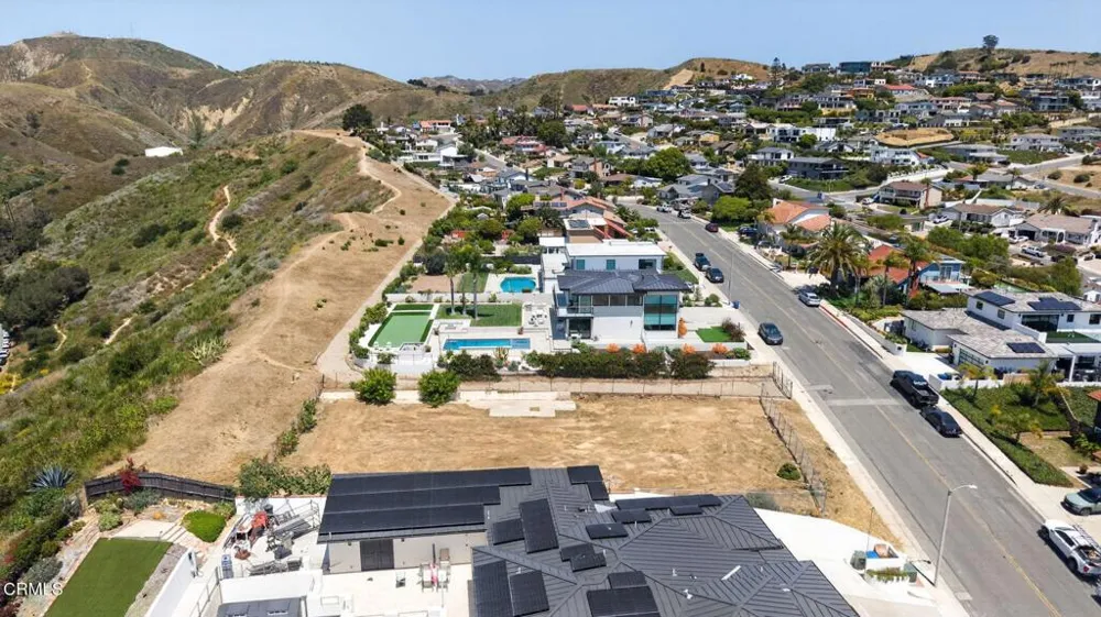 619 Skyline Road Ventura, CA 93003