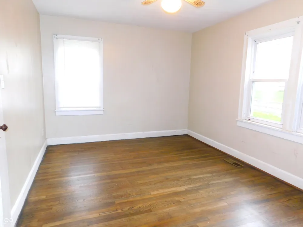 114 W Hendricks Street Greensburg, IN 47240
