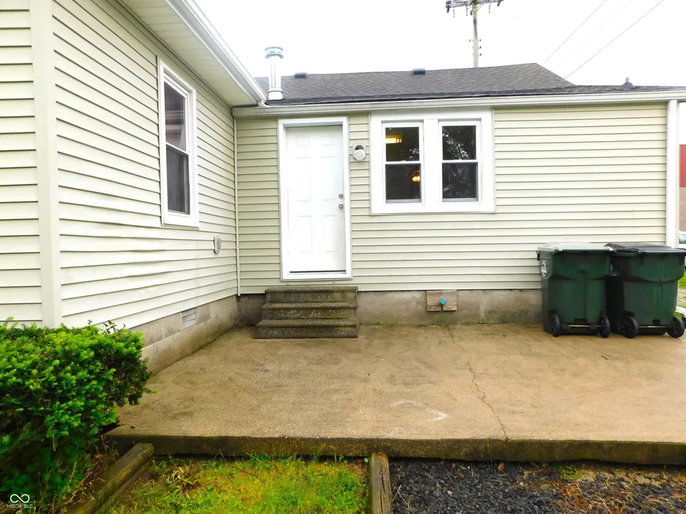114 W Hendricks Street Greensburg, IN 47240