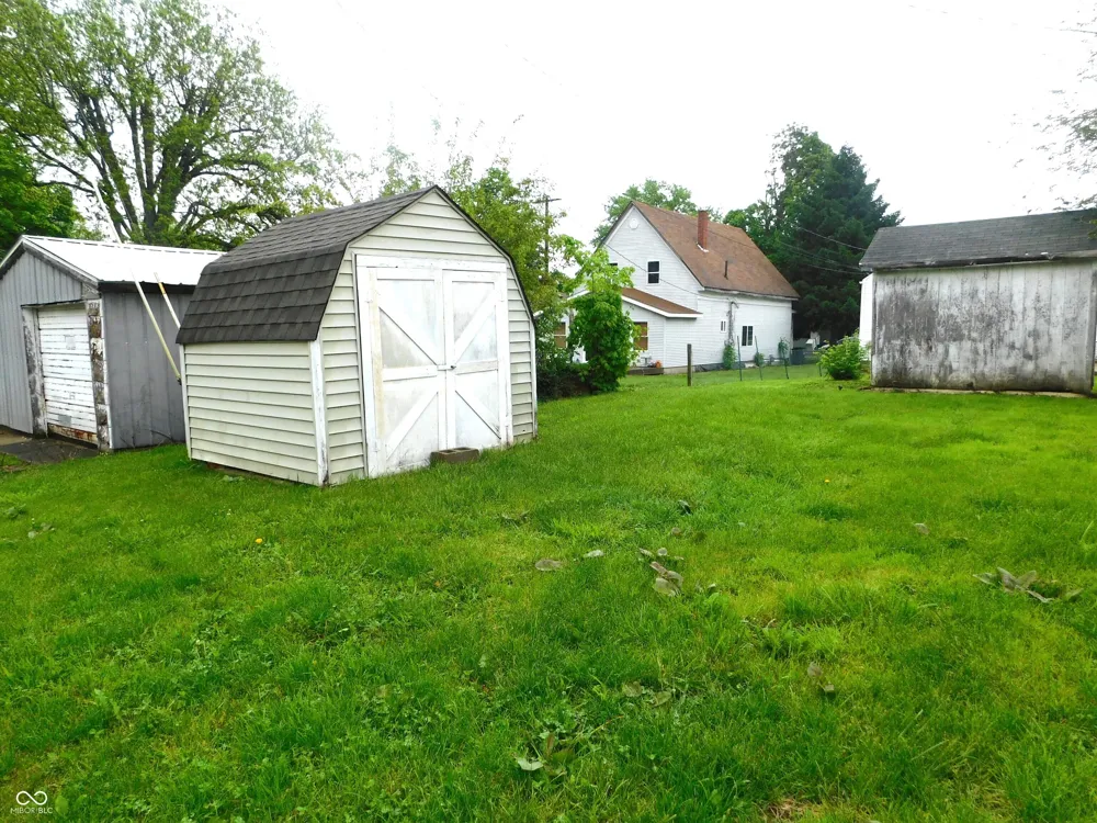 114 W Hendricks Street Greensburg, IN 47240