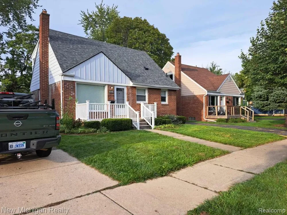 1664 11 Mile Road Berkley City, MI 48072