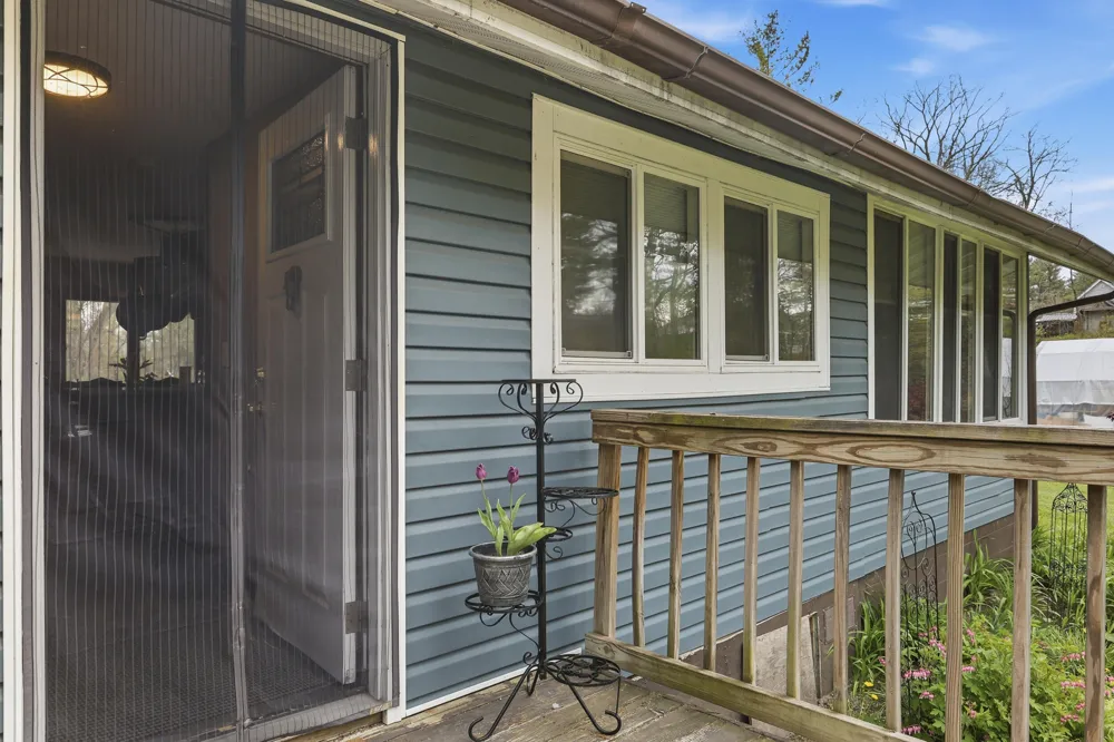 7140 Amy School Road Reynolds Township, MI 49329