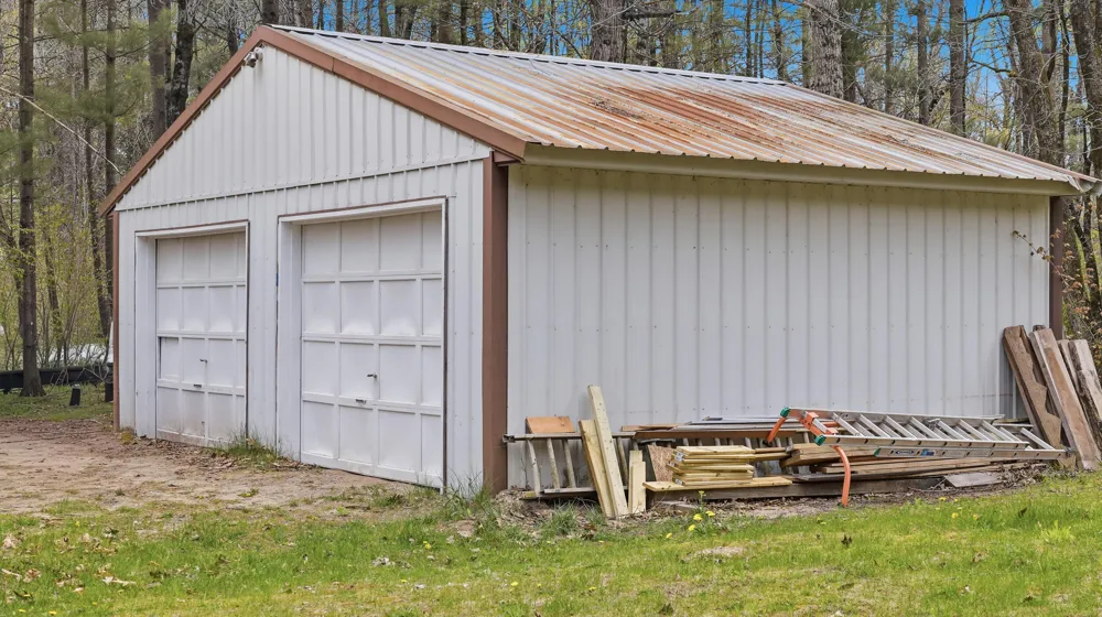 7140 Amy School Road Reynolds Township, MI 49329