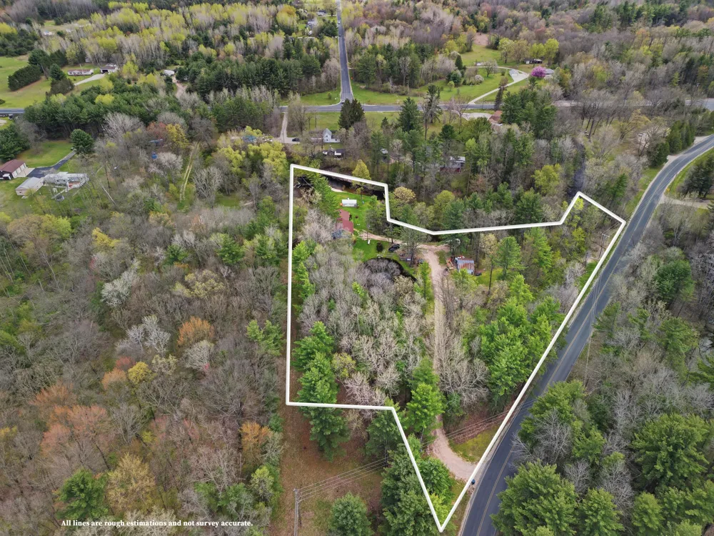 7140 Amy School Road Reynolds Township, MI 49329