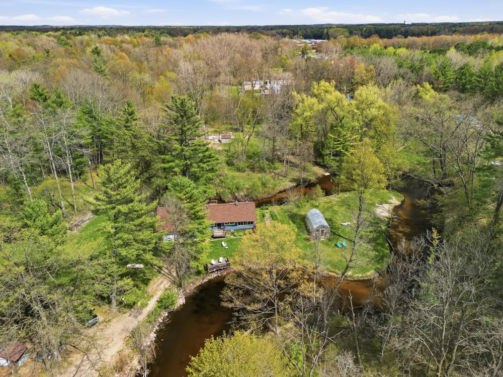7140 Amy School Road Reynolds Township, MI 49329