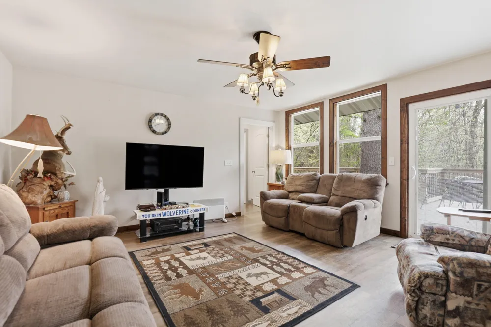 7140 Amy School Road Reynolds Township, MI 49329