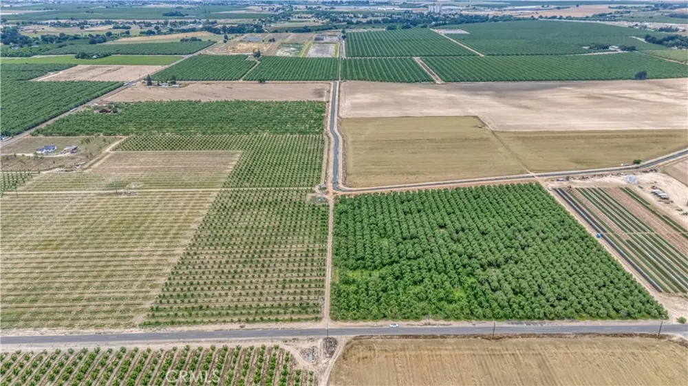14706 Peach Avenue Livingston, CA 95334